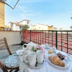  Apartment Guelfa 30-exclusive In The Heart Of Italy